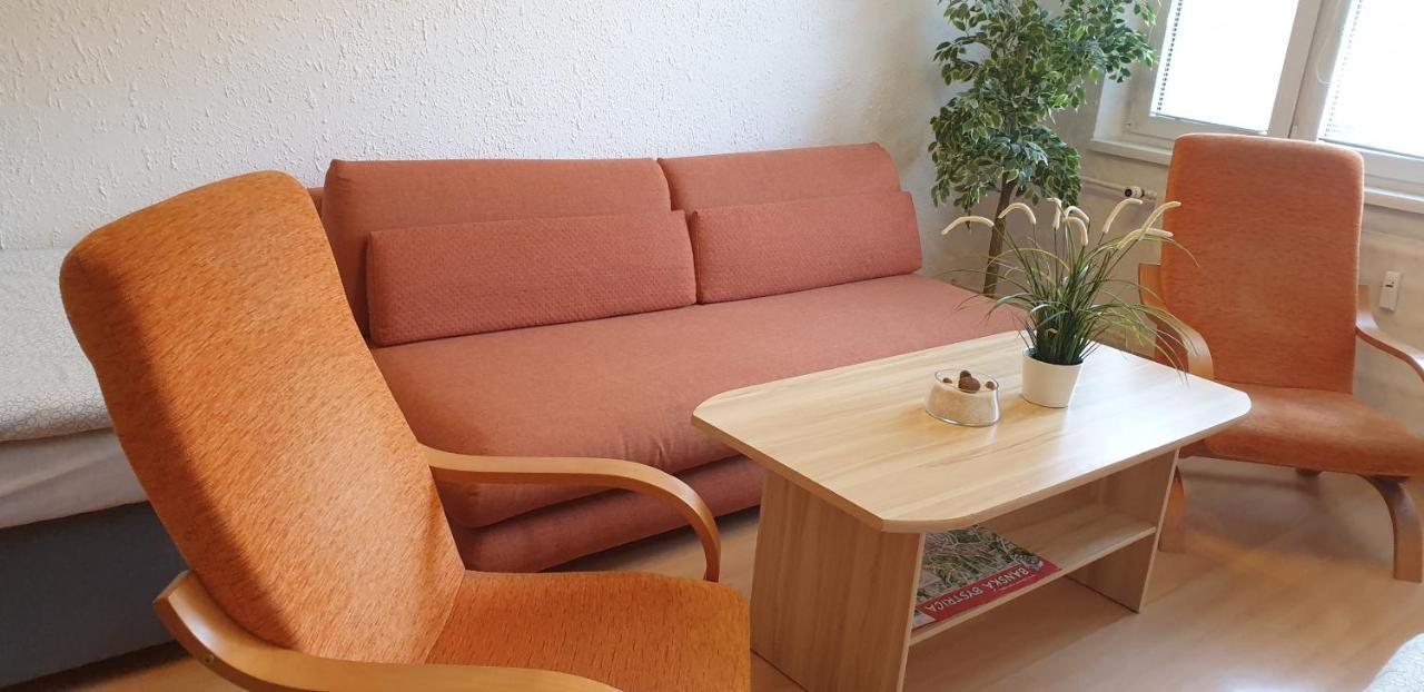 Apartman Bystrica City & Parking Banská Bystrica Eksteriør bilde
